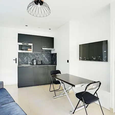 Apartment Magnifique 3 Pieces 18eme Paris